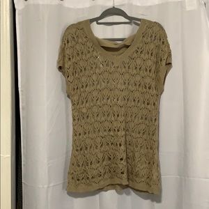 Crochet top with bow on open back